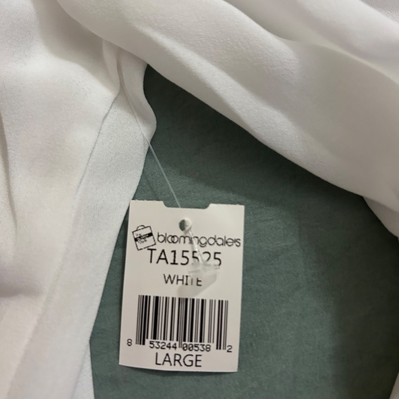 lulumari Blouse size large - Picture 4 of 7